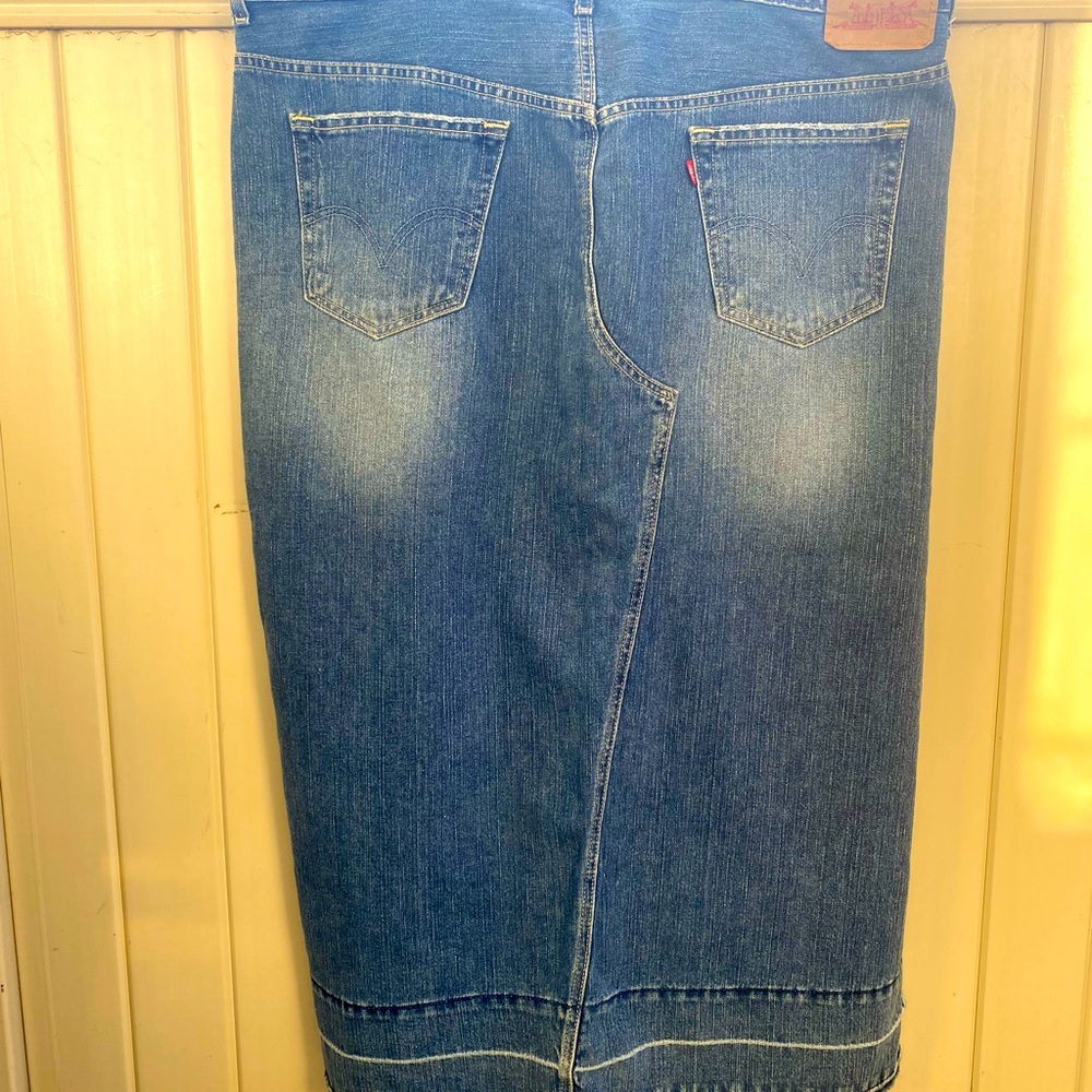 Vintage Levi’s maxi skirt